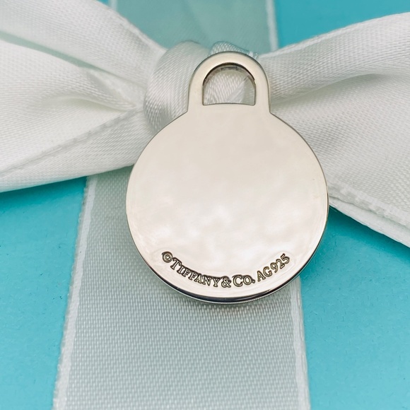 Tiffany Co Sterling Silver ROUND TAG CHARM WITH SPRING CLASP AG925 New W/box - Picture 3 of 6